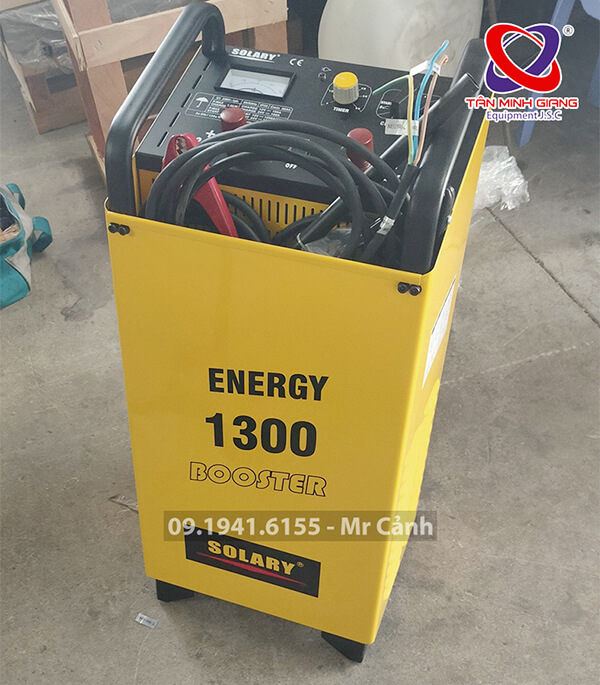 máy nạp acquy 12V solary 1300 trung quốc